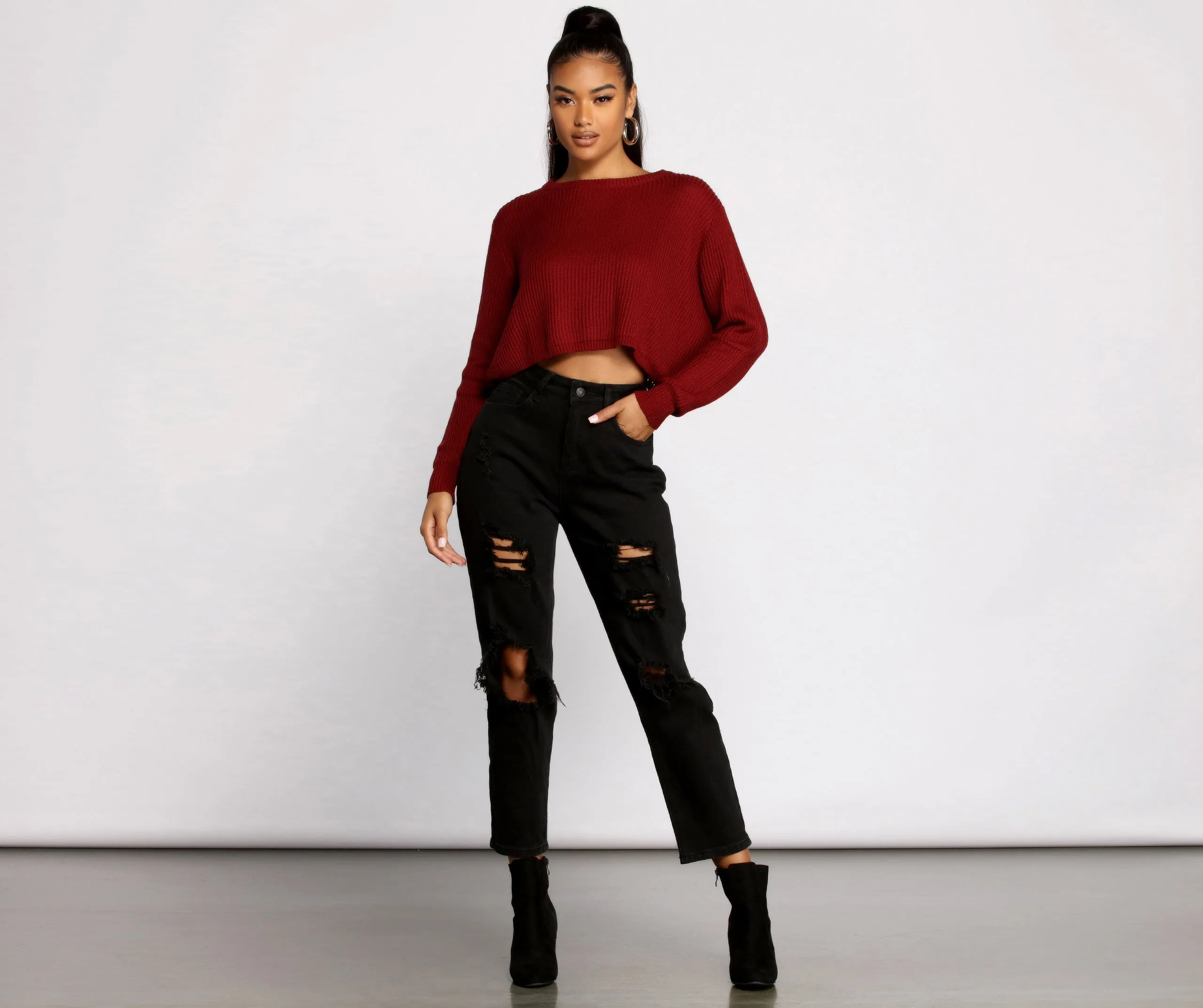 Basic Crew Neck Cropped Knit Sweater