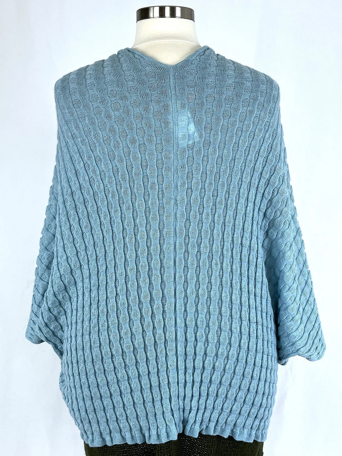 Beyond Threads Size S/M Open Size Aqua Textured Shawl Cardigan