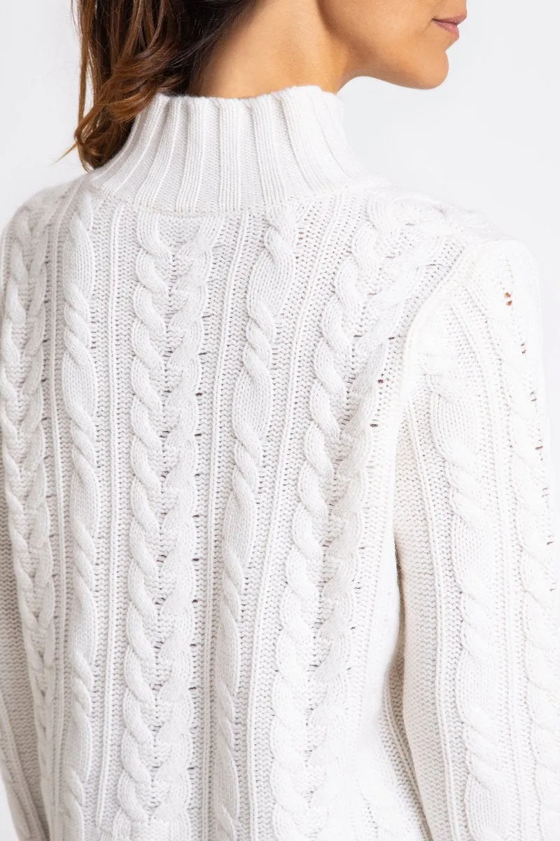 Cashmere Lauren Cable knit in Winter White