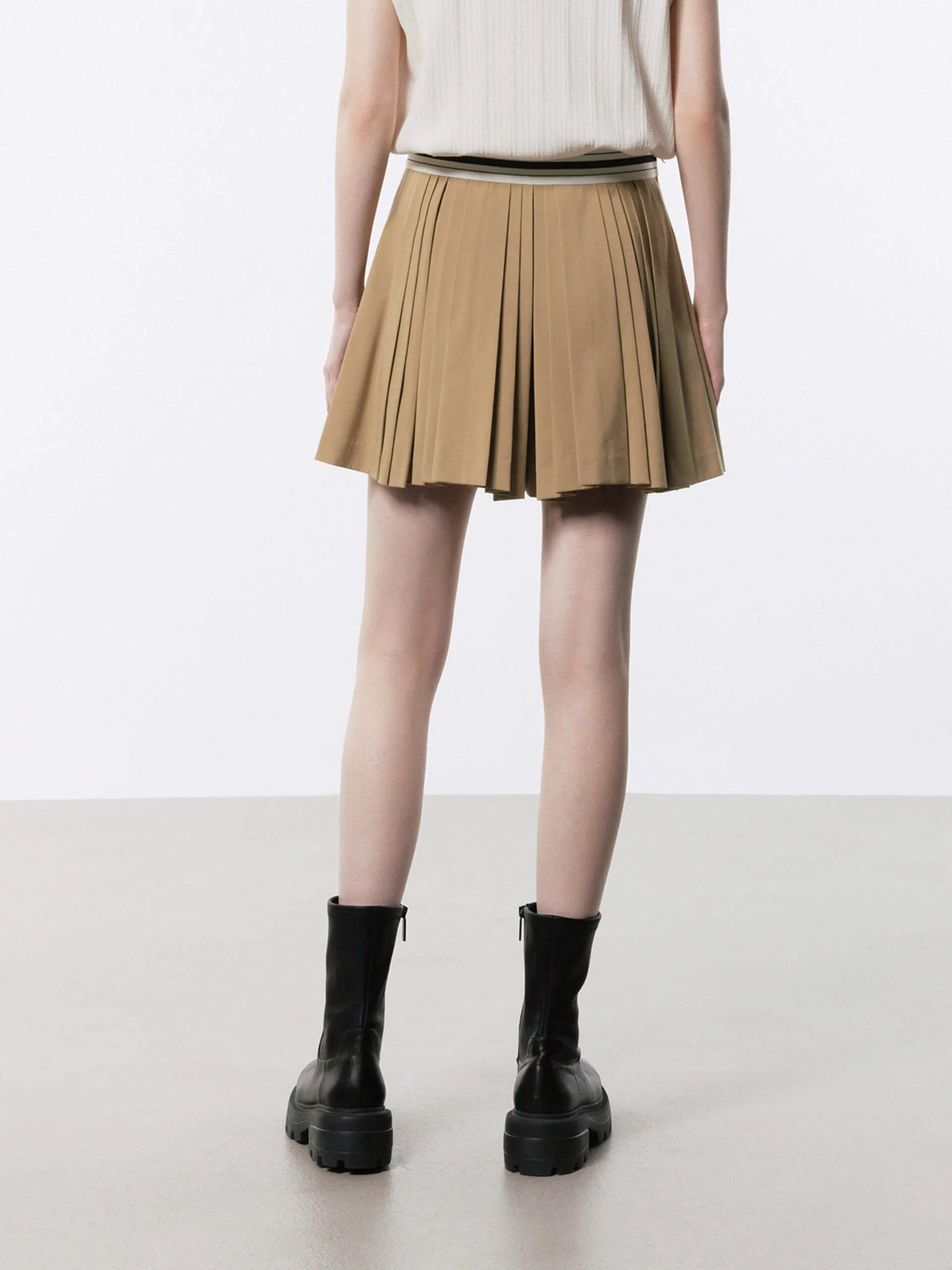 Contrast Waist Pleated Skort