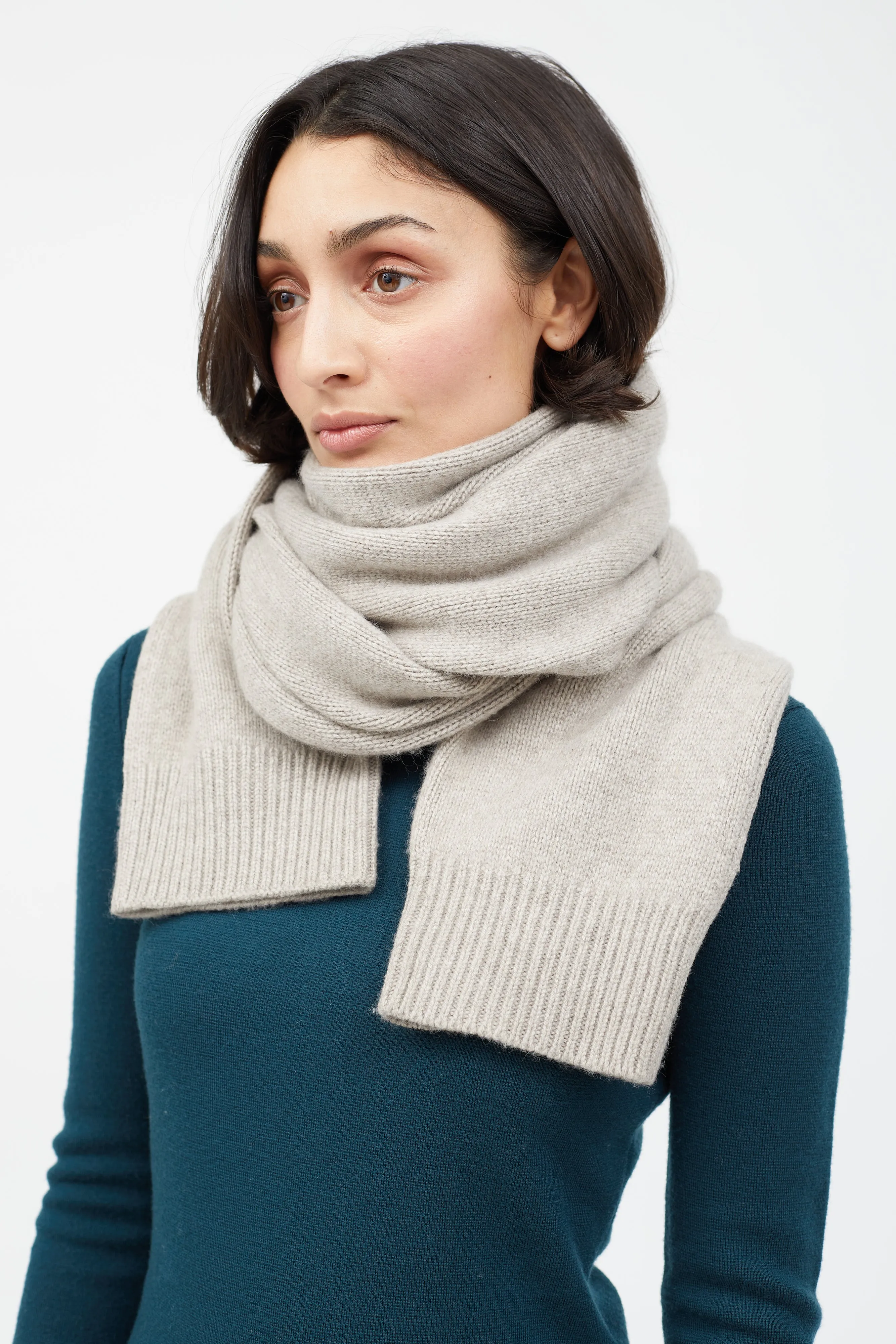 Grey Cashmere Sleeve Scarf