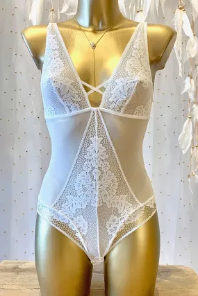 Lingerie Eve White Bodysuit