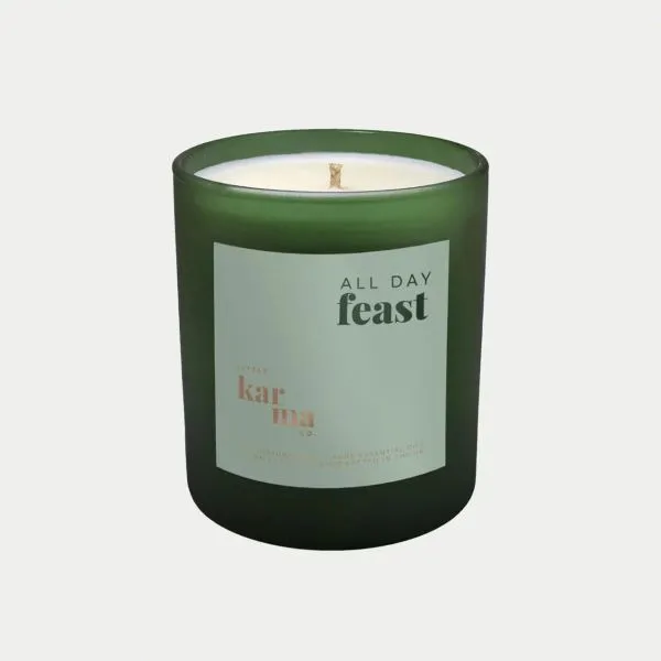 Refillable clean burning candle (Christmas)