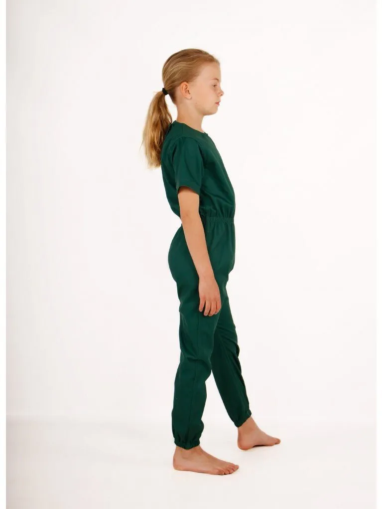 Rip-resistant bodysuit for children with short sleeves and long legs