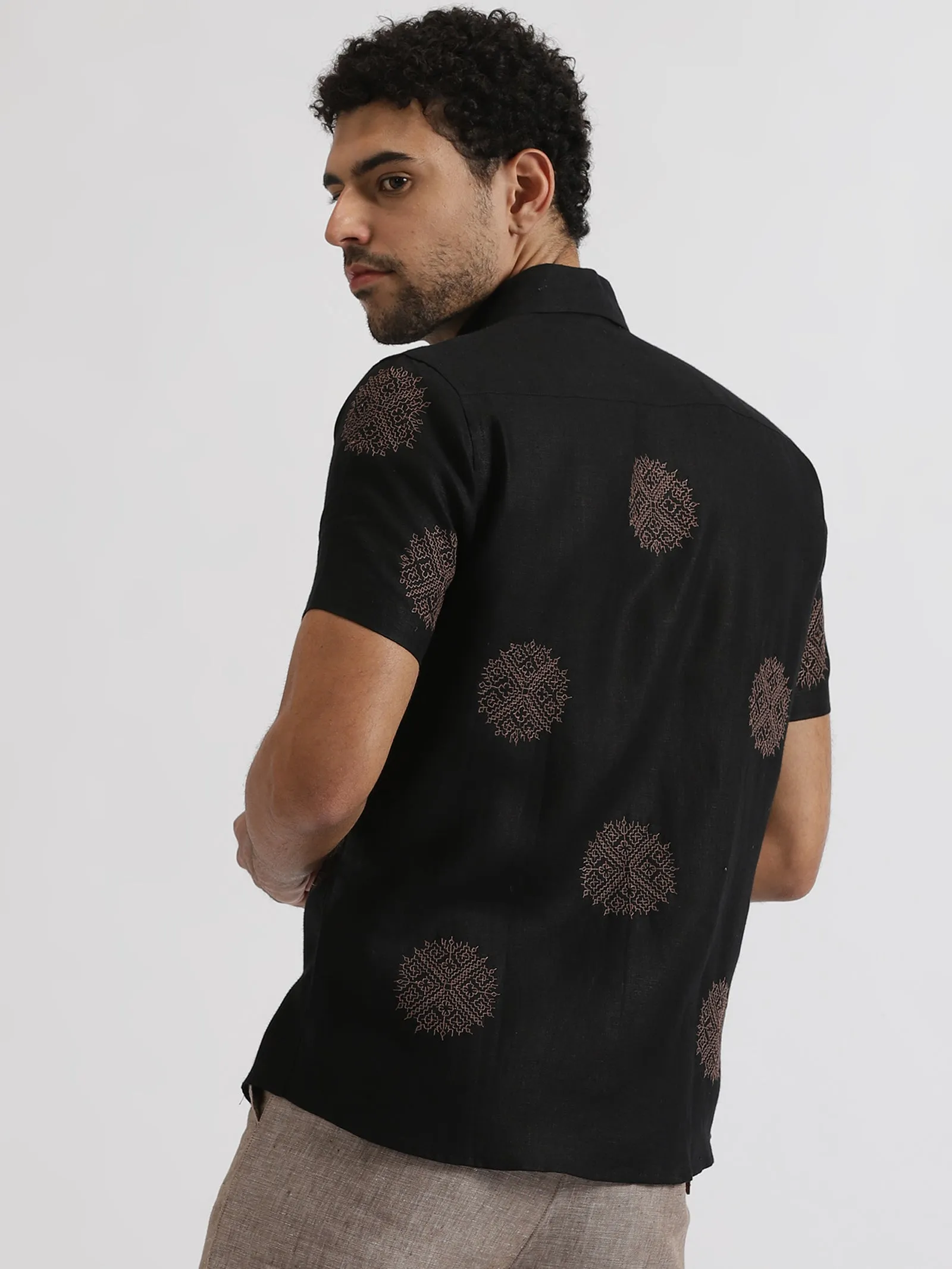 Shane - Pure Linen Embroidered Half Sleeve Shirt - Black & Brown