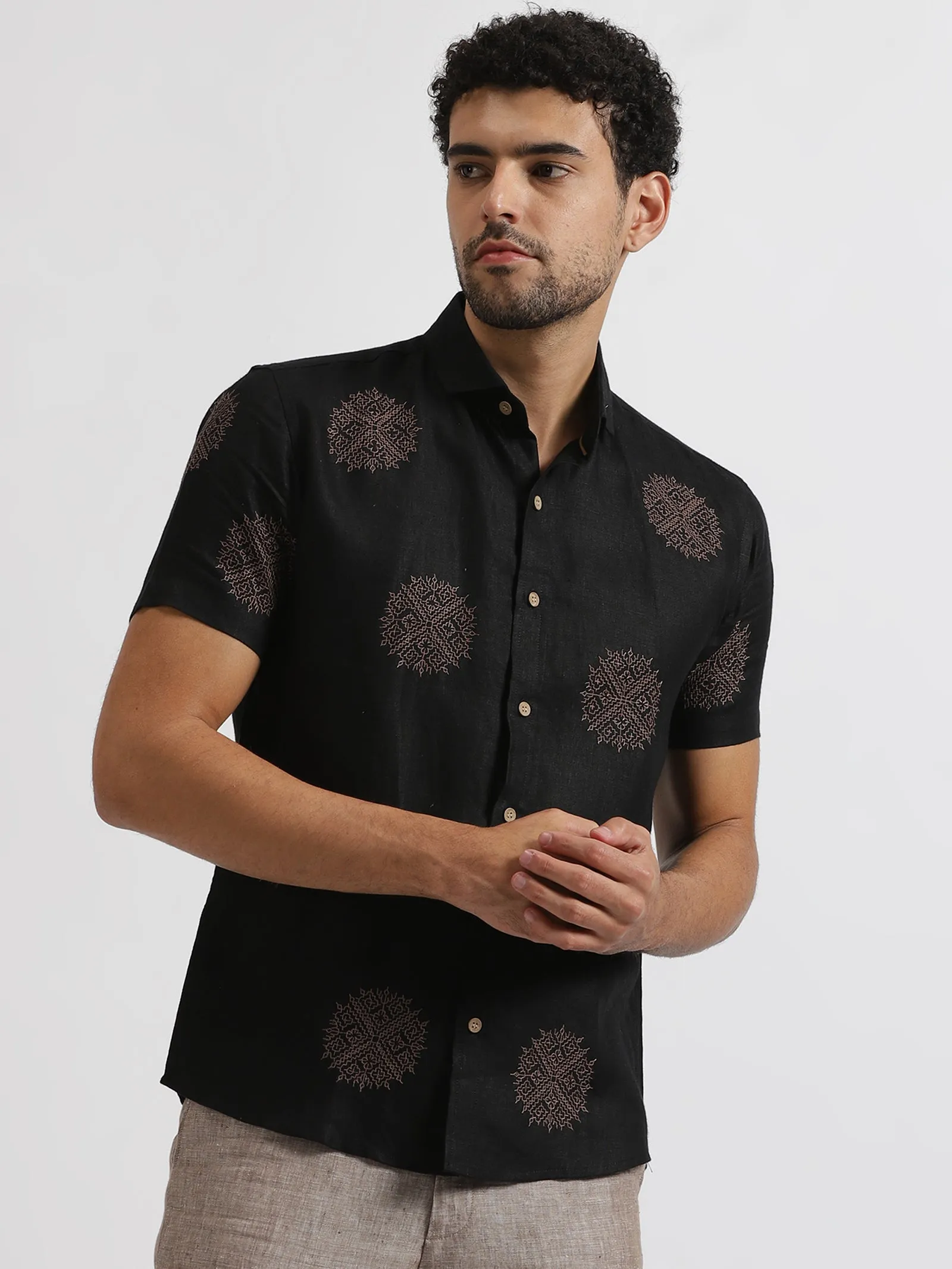 Shane - Pure Linen Embroidered Half Sleeve Shirt - Black & Brown